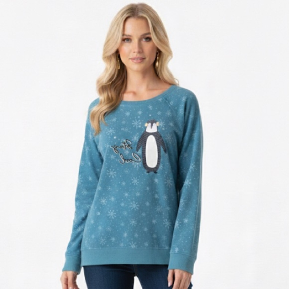 Secret Treasures Christmas XLarge Penguin sleep top